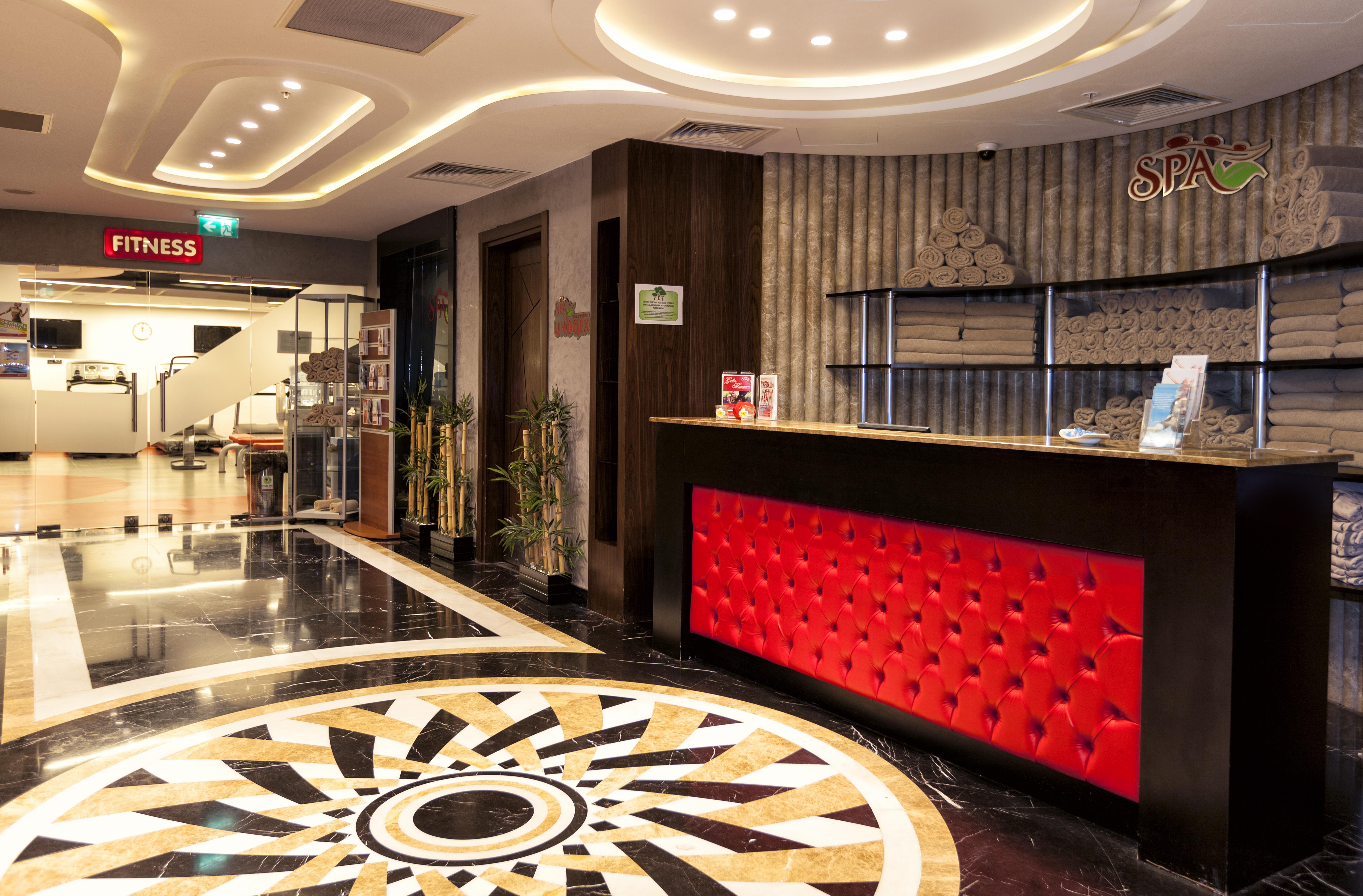Ramada Plaza By Wyndham Izmit Hotel Kocaeli Ngoại thất bức ảnh Spa