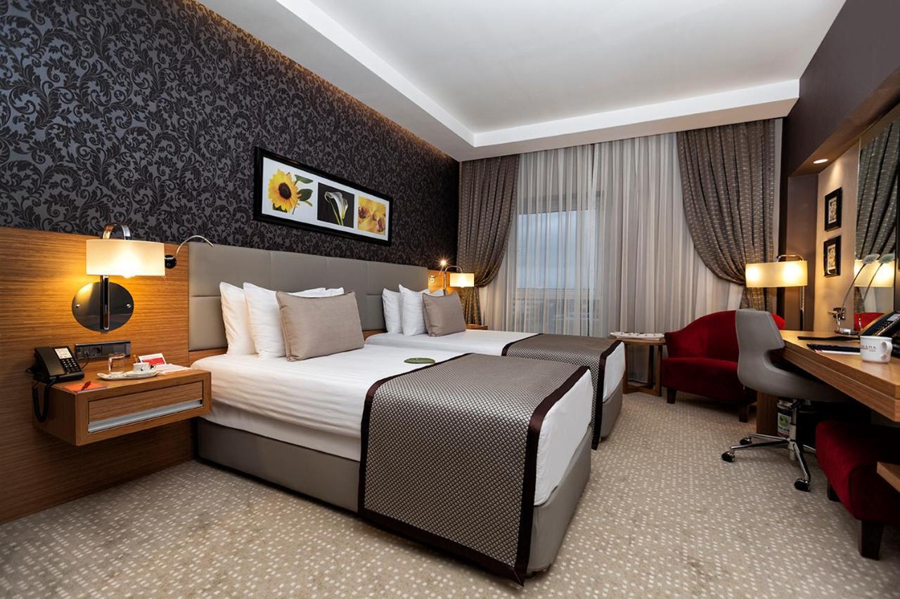 Ramada Plaza By Wyndham Izmit Hotel Kocaeli Phòng bức ảnh A room at the hotel